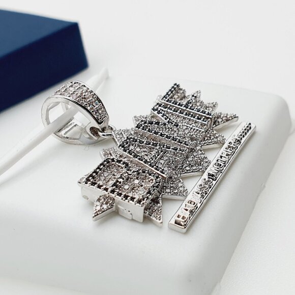 "925 Sterling Silver Plated CZ Pendant, INUS1BR285 - Picture 8 of 9